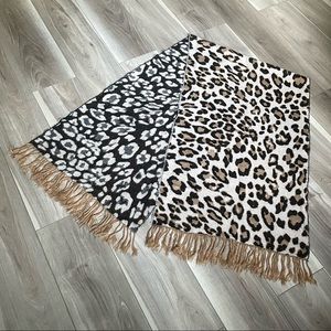 H&M -Leopard Print Scarf